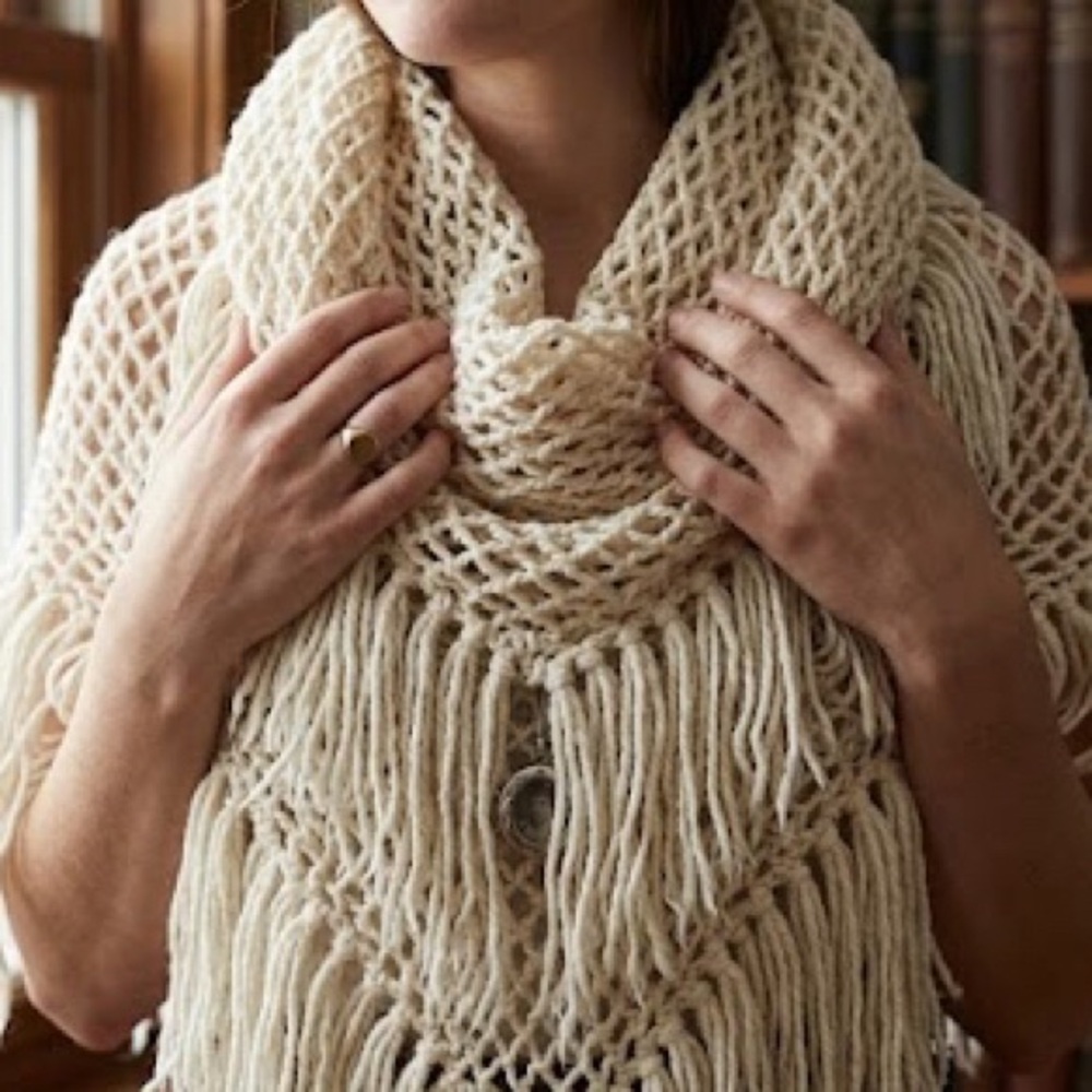 VINTAGE Hand-Crocheted Triangle Shawl - Extra Long 10" Fringe -Cream- Heirloom